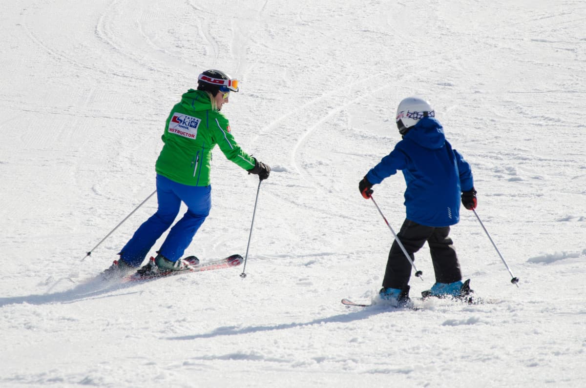 10% discount on ski school
